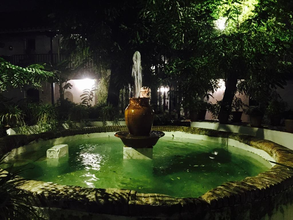 Oasis En El Centro De Sevilla Екстериор снимка